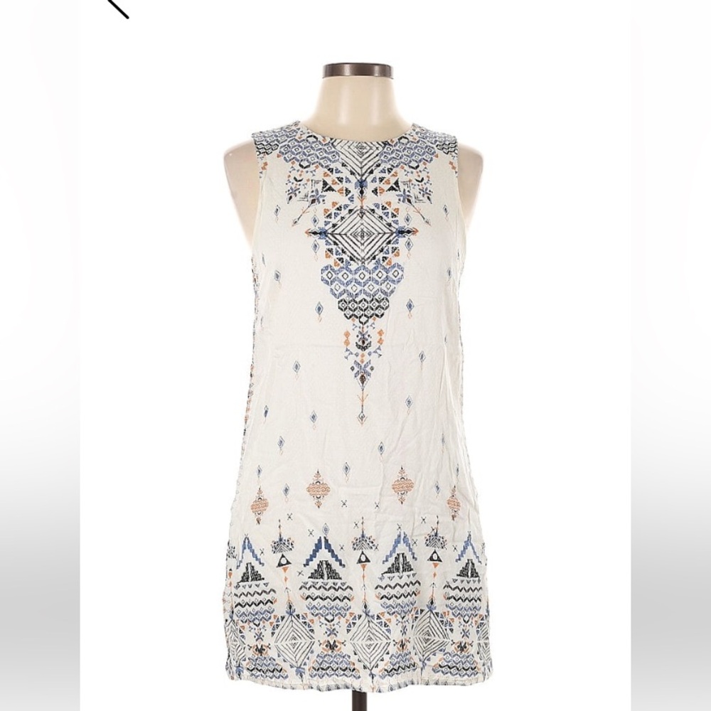 Ecote Keyhole Ivory Sleeveless Aztec Print Large Dress